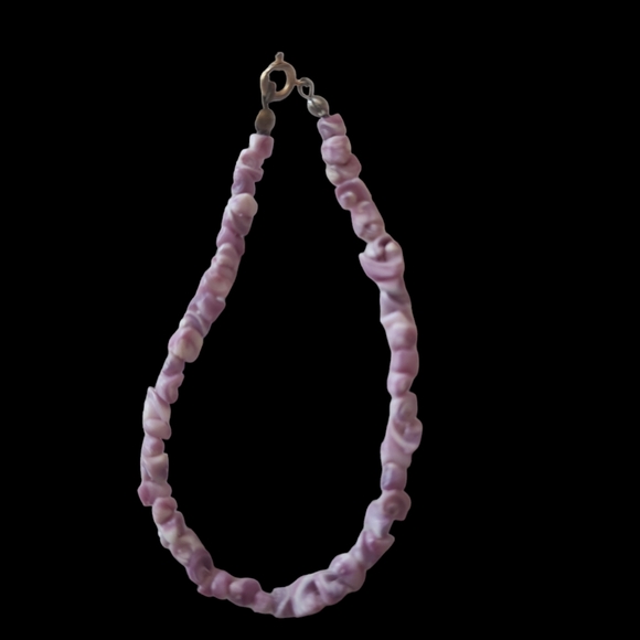 Dainty Purple Shell Bead Necklace & bracelet set - Picture 3 of 4